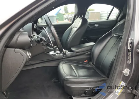 2023 Alfa Romeo Giulia Sprint z USA, uszkodzony, nr VIN ZARFAMAN5P7670336